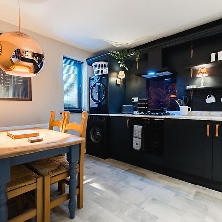 Hullidays》Marina Town House Apartman Kingston upon Hull Kültér fotó