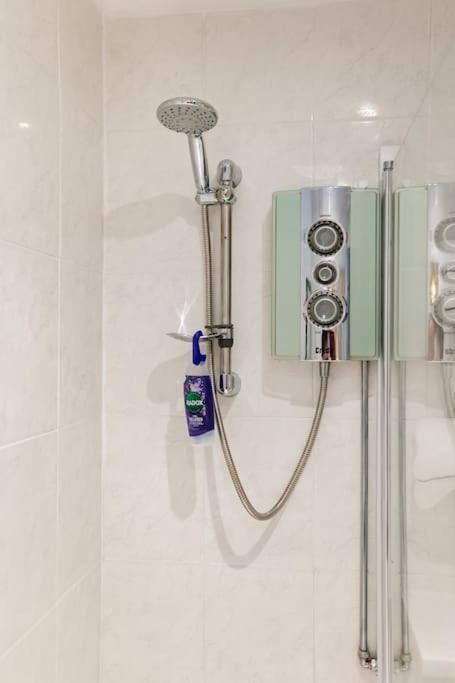 Hullidays》Marina Town House Apartman Kingston upon Hull Kültér fotó